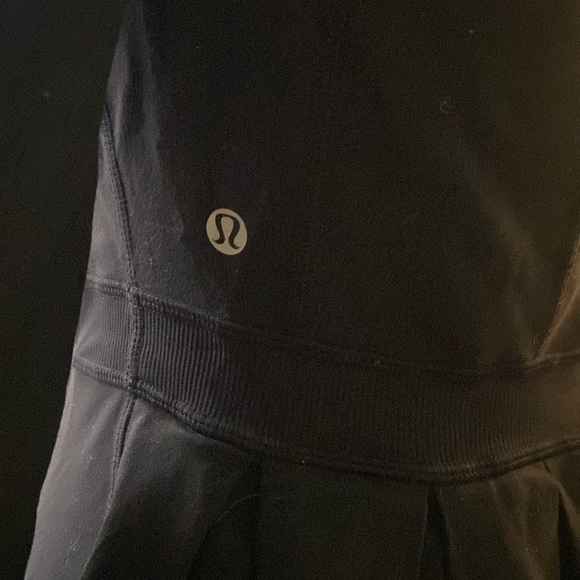 Lululemon Form Fitted Black Jacket Track - Picture 3 of 4